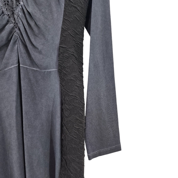 Anvrdie Women's Beaded Ruched Front Long Sleeves Bodycon Dress - Picture 5 of 8